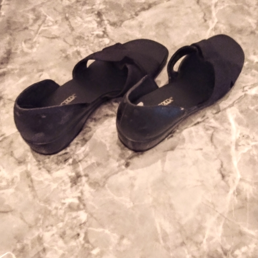 Vtg. Cabin Creek Women's Black Sandals 9M - Picture 9 of 9